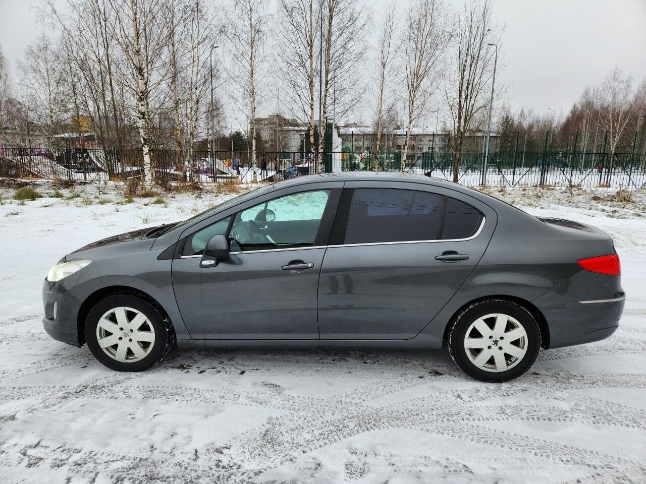 Peugeot 408: фото владельца