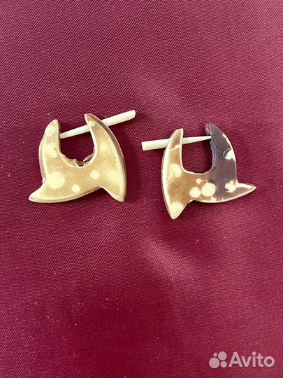 Серьги из кости