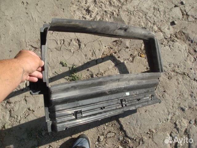 Хс60 Воздухозаборник наружный Volvo XC60 2017-нв