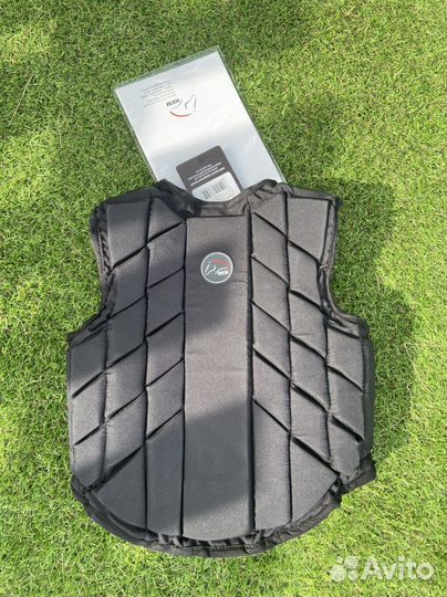 Жилет для конного спорта s,m,l,Xl детские