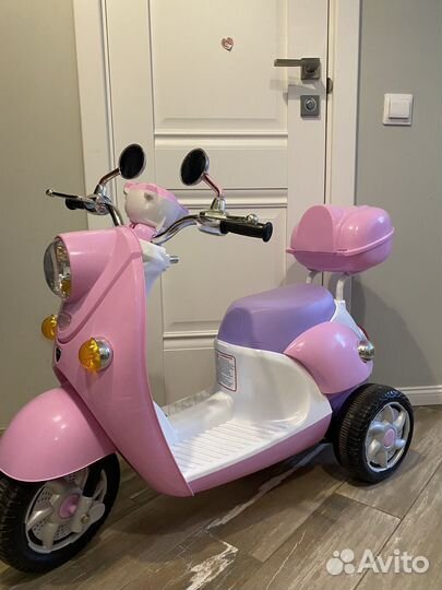 Мопед скутер для девочки