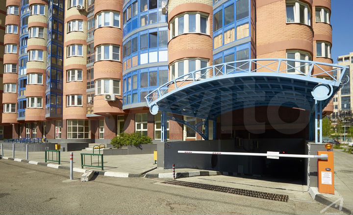 Машиноместо, 14 м²