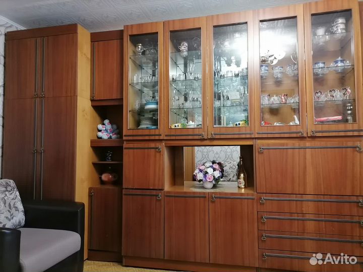 Стенка в гостиную бу