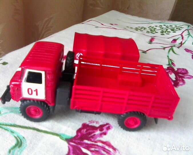 Машинки металлические модельки