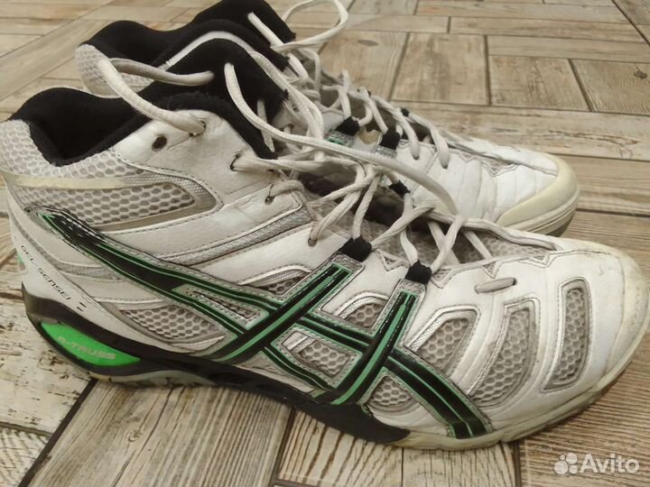 Волейбольные кроссовки asics 46