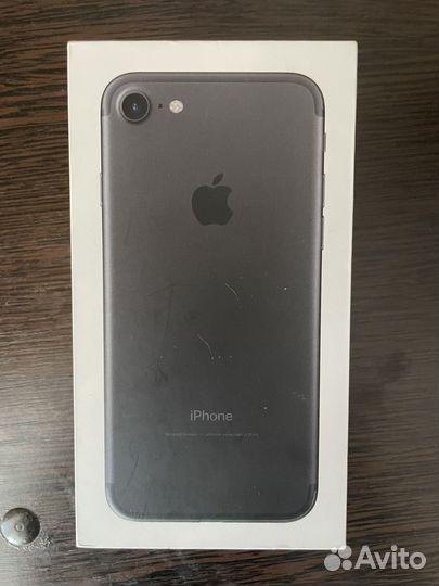 iPhone 7, 32 ГБ