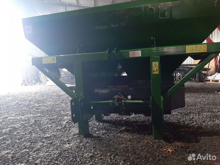 Разбрасыватель удобрений Оптсельмаш Фермер, 2023