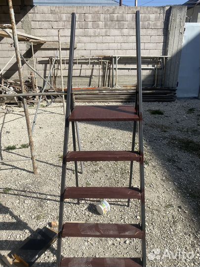 Лестница стремянка