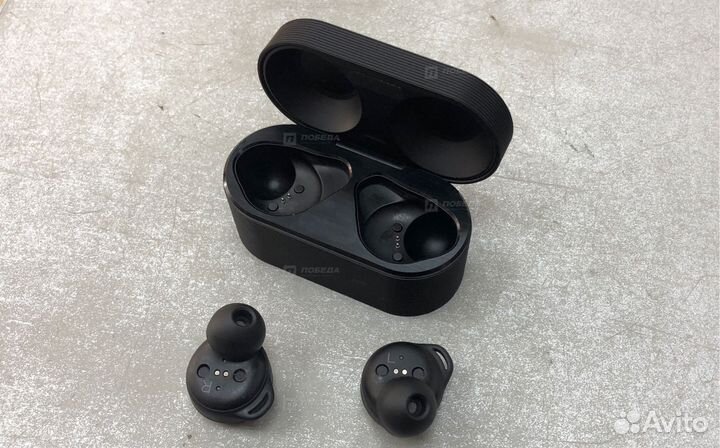 М4 Наушники B&O E8 Sport