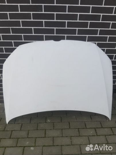 Volkswagen polo капот