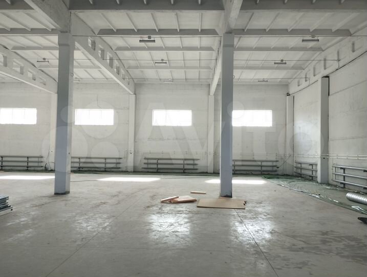 Склад, 435 м²