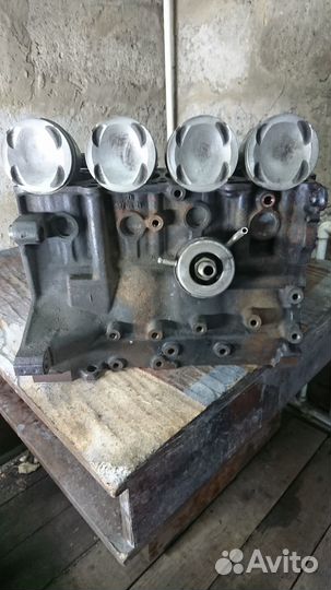 Блок цилиндров mazda FP
