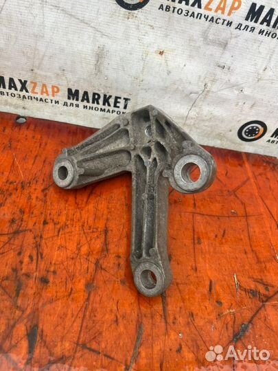 Кронштейн кпп Ford Focus 3 2011-2019