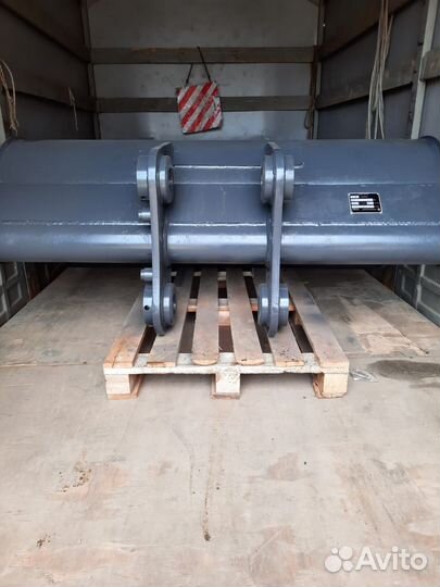 Планировочный L1800 мм на JCB220