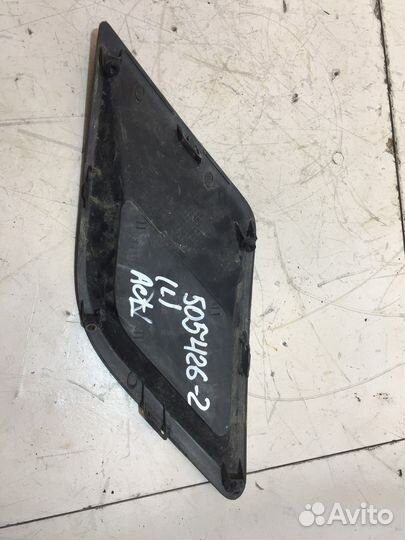 Решетка в бампер передняя левая (SsangYong Actyon)