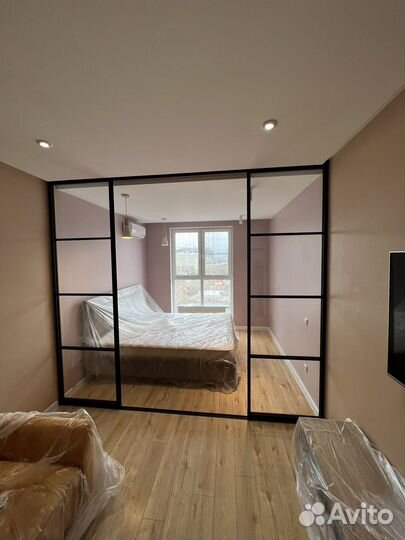 Перегородки для зонирования, двери купе