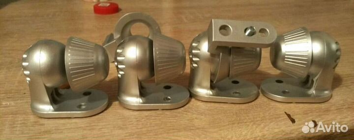 Полочная акустика /Vivanco /Крепление на стену