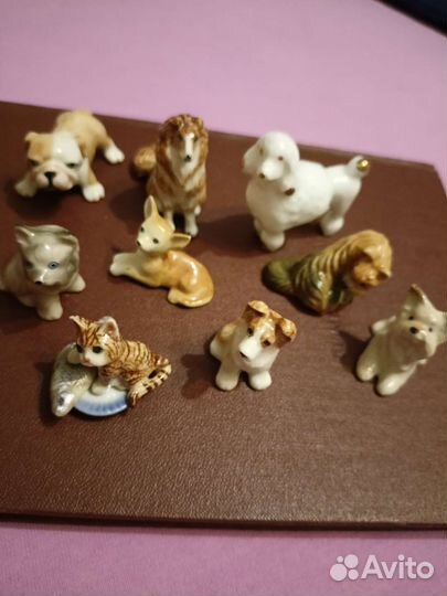 Миниатюрные статуэтки собачек