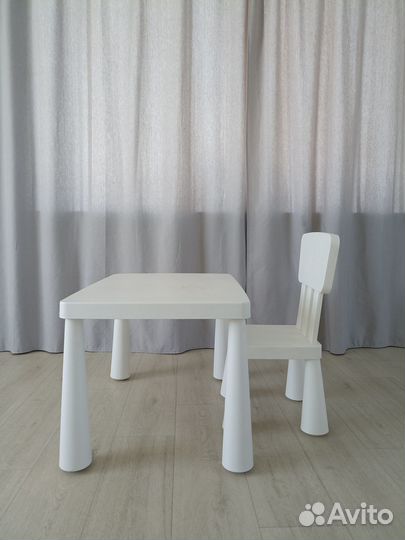 Детский стол и стул IKEA