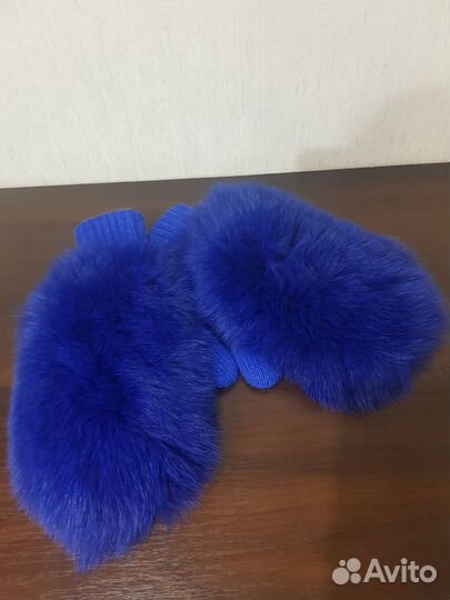 Меховые варежки Chobi новые