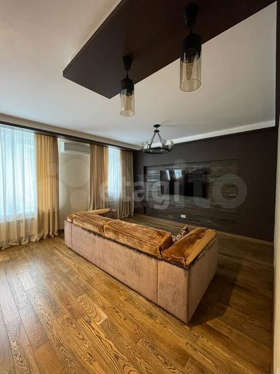 3-к. квартира, 85,3 м², 1/6 эт.