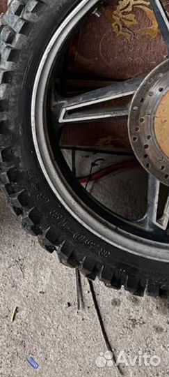Колеса на мотоцикл r18