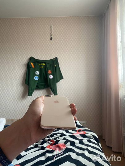 iPhone 8 Plus, 64 ГБ