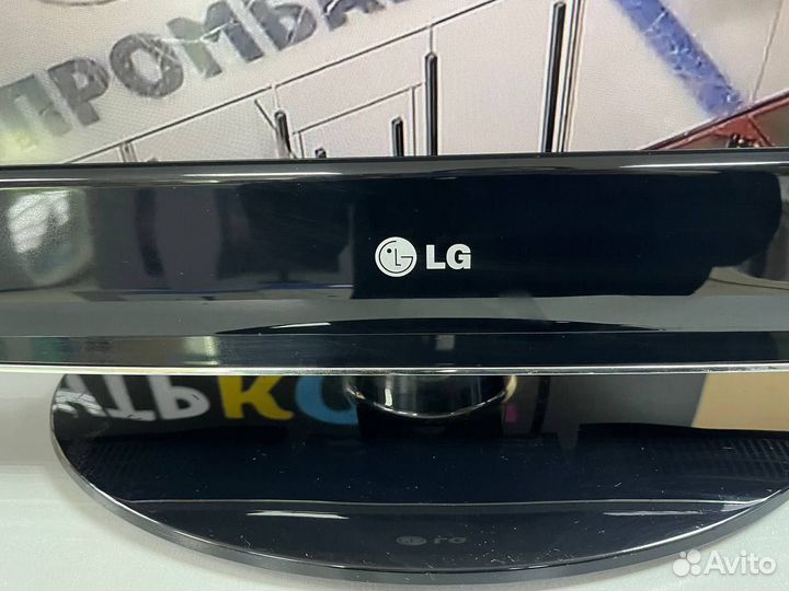 Full HD телевизор LG 32