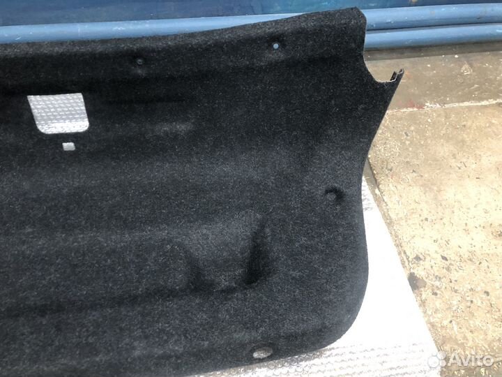 Обивка крышки багажника BMW 5 Серии G30