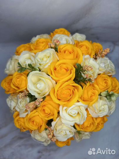 Букет цветов из мыльных роз