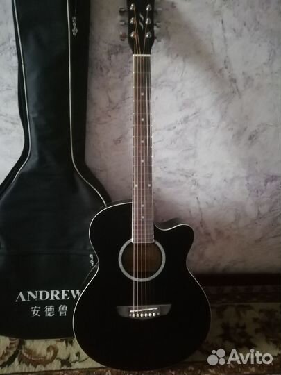 Гитара новая