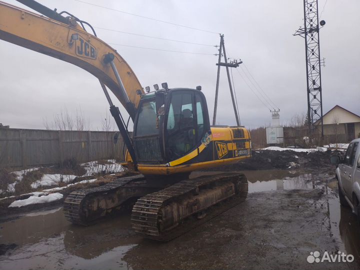 Гусеничный экскаватор JCB JS 220SC, 2008