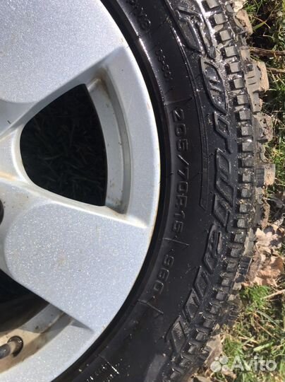 Шины диски сбори 205 70 15 вездеход OFF -road