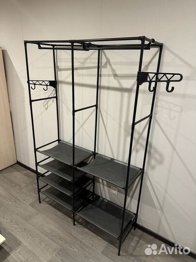 Открый шкаф