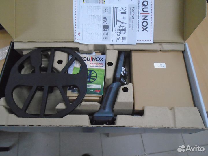 Металлоискатель Minelab equinox 800