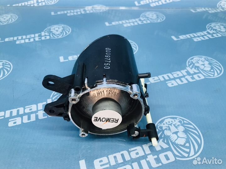 Фара противотуманная левая Audi A4