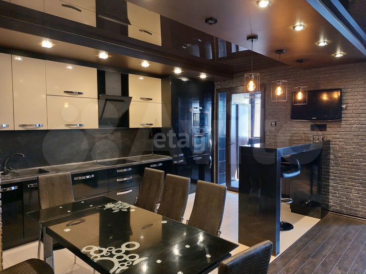 2-к. квартира, 86,3 м², 9/9 эт.