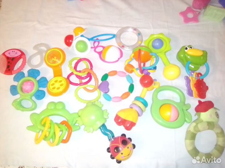 Развивающие игрушки пакетом