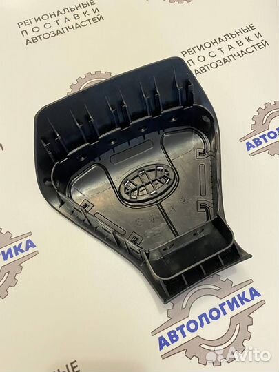 Крышка подушки безопасности на Hyundai Sonata 6