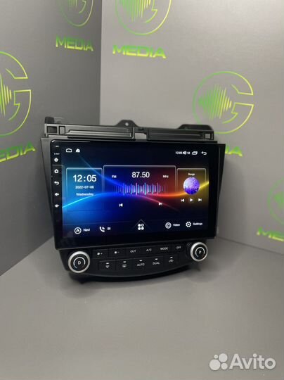 Магнитола на Honda accord 7