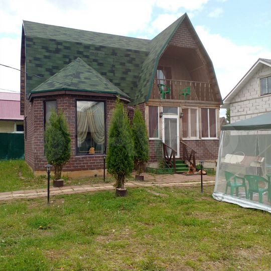 Дом 102 м² на участке 9,5 сот.