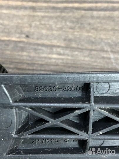 Ручка стеклоподъемника Kia Rio 3 1.4 2012