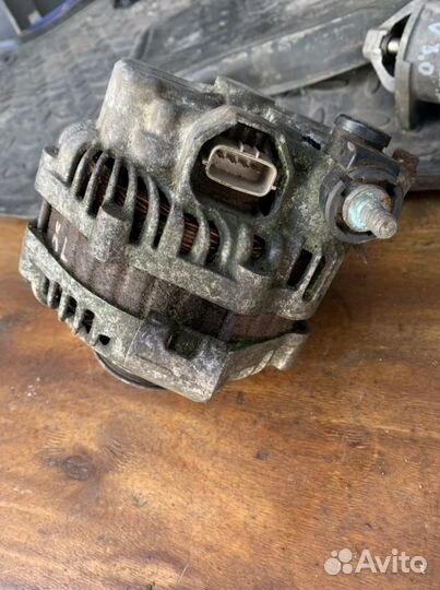 Генератор Mitsubishi Outlander XL