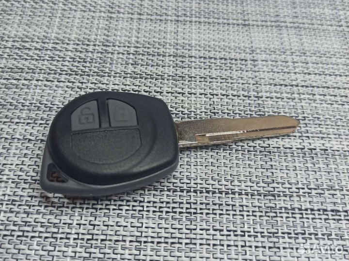 Ключ Suzuki Grand Vitara TS002