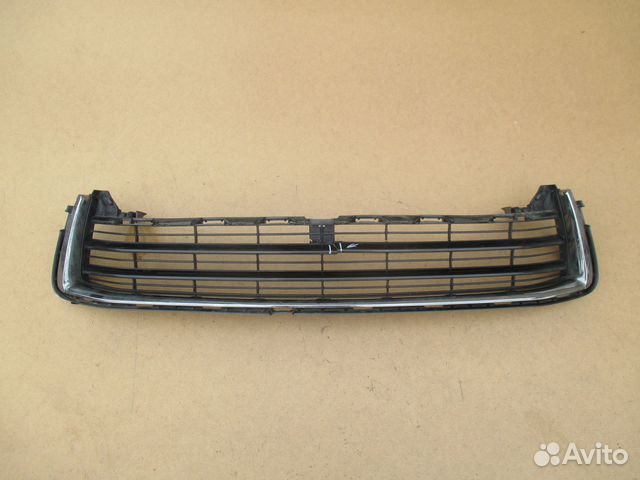 Решетка радиатора Toyota Highlander 3