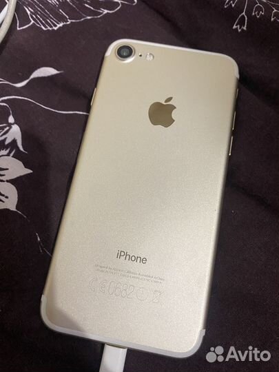 Телефон iPhone