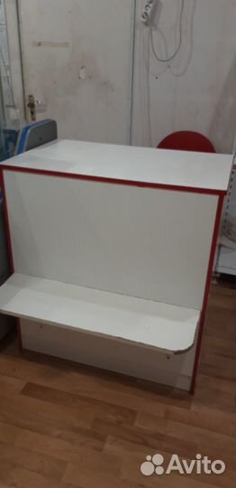 Витрина холодильная,полки для магазина