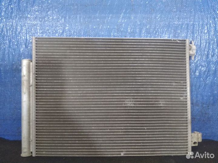 Радиатор кондиционера Renault Logan 2 2014