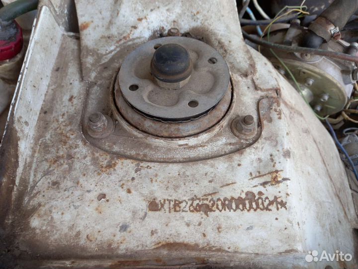 Запчасти на авто Москвич 2141