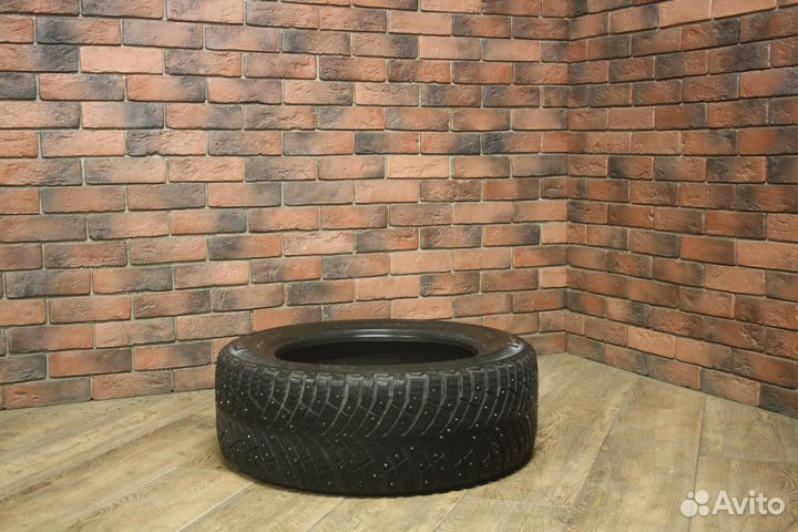 Michelin X-Ice North 4 235/55 R17